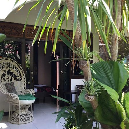 Gili Nyepi Hotel Gili Trawangan Exterior photo